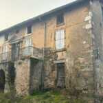 Ancien Auberge à rénover à vendre St. Santin-de-Maurs  – NR pièces – NR chambres – 250 m²