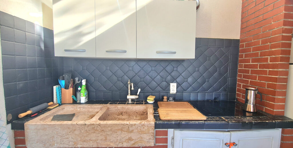 Villa individuelle avec piscine à débordement – 7 pièces – 5 chambres – 146 m²