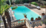Vente Bandol (83), Villa provençale de 259 m2 sur 3 niveaux  – 12 pièces – 9 chambres – 258.79 m²