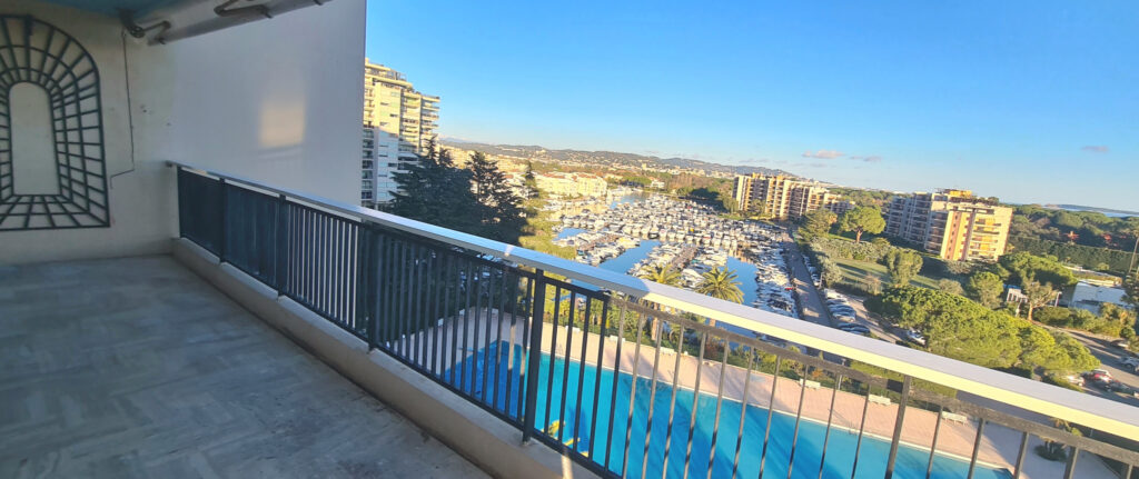 Magnifique vue mer pour cet appartement T5  terrasse garage – 5 pièces – 3 chambres – 110 m²