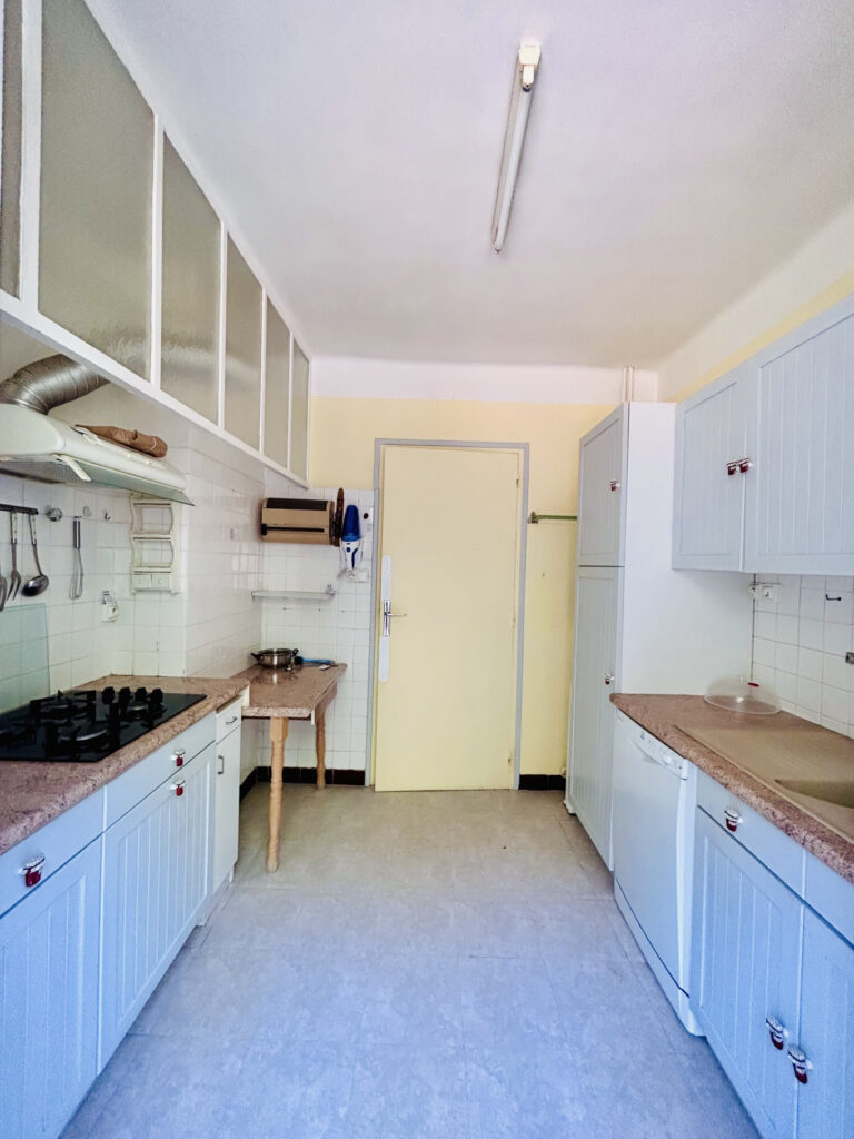 SECTEUR PETITE PROVENCE – LUMINEUX F2 AVEC CAVE – 2 pièces – 1 chambre – 50.4 m²