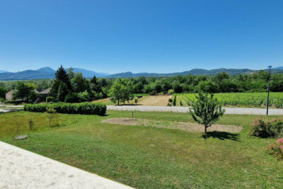 Villa de 160 m2 habitables sur 1168 m2 de terrain – 4 pièces – 3 chambres – 160 m²