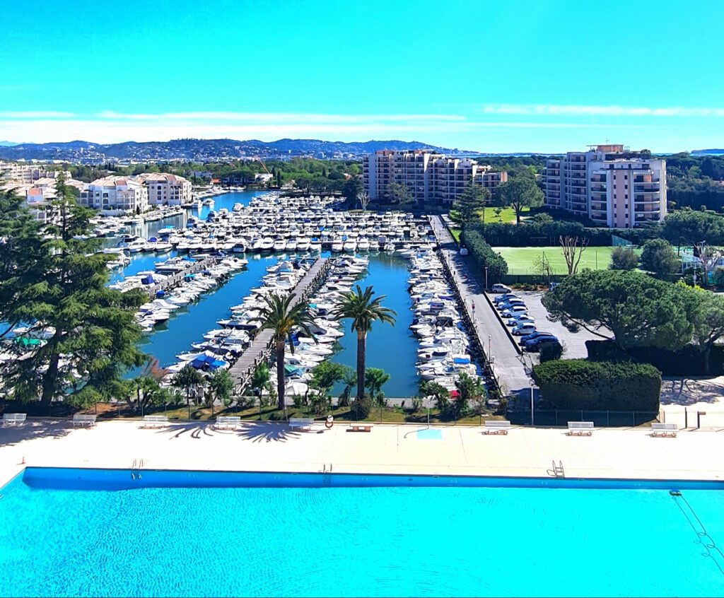 Magnifique vue mer pour cet appartement T5  terrasse garage – 5 pièces – 3 chambres – 110 m²