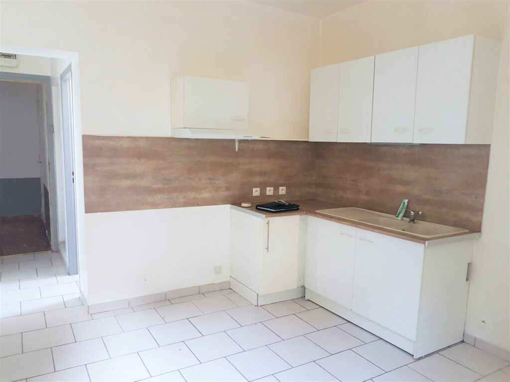AMELIE LES BAINS – Centre ville –  – 1 pièce – NR chambres – 26.95 m²