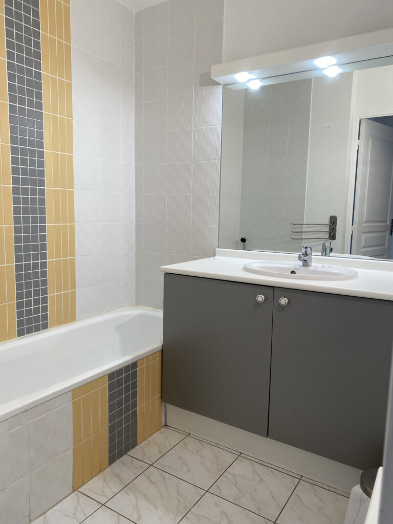 APPARTEMENT T2 AVEC GARAGE – 2 pièces – 1 chambre – 45.8 m²