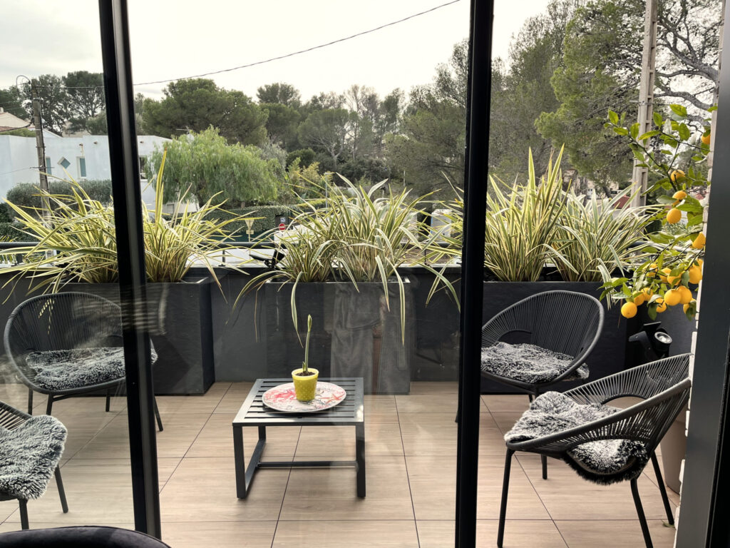 un appartement exceptionnel,91 m2 à SAINT RAPHAEL  avec des  – 3 pièces – 2 chambres – 91 m²