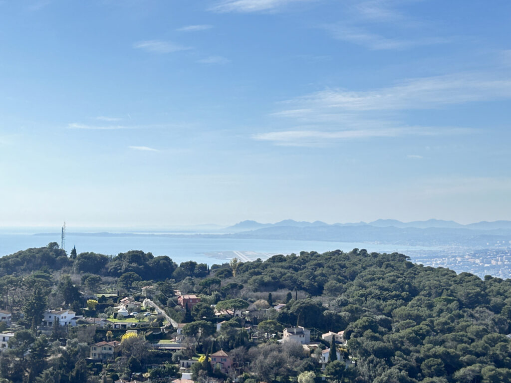 Magnifique maison provençale avec vue panoramique – 8 pièces – 5 chambres – 254.41 m²