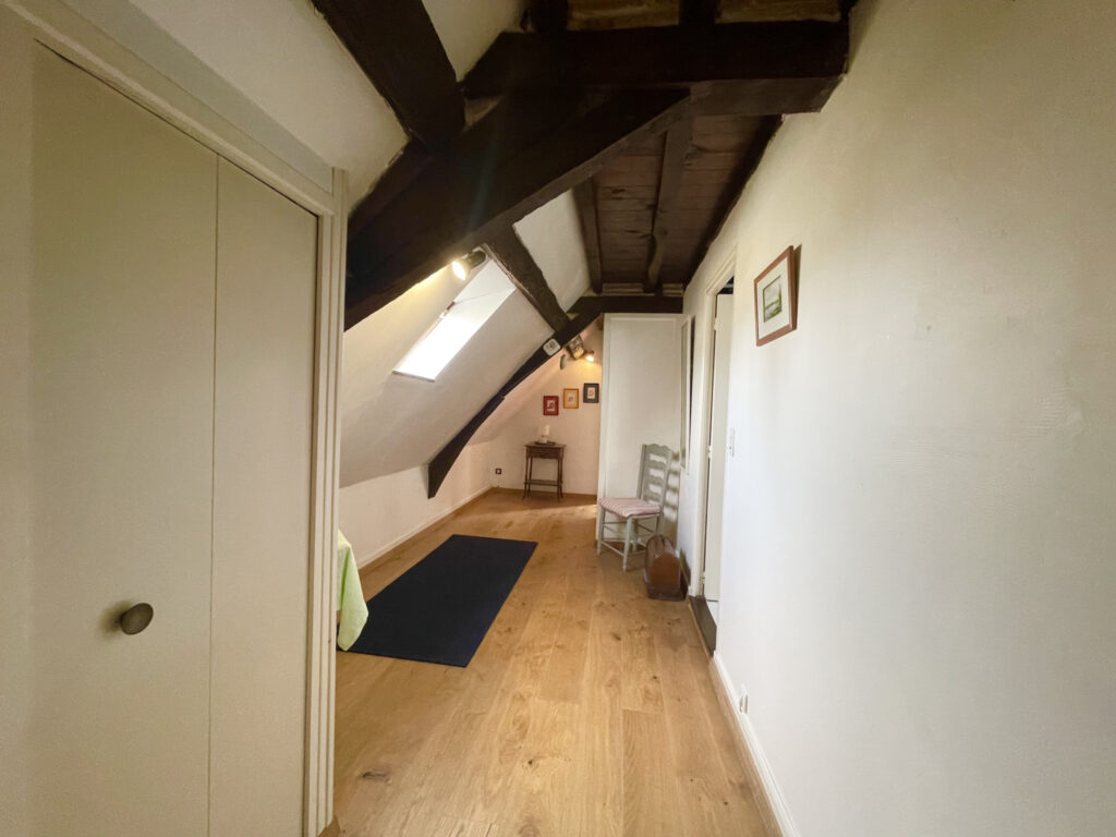 Belle maison Périgourdine en Bergeracois. – 10 pièces – 7 chambres – 260 m²