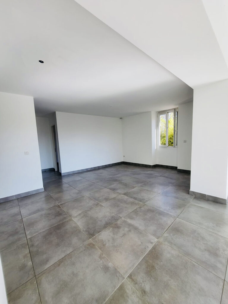 Superbe Duplex Atypique à Vendre au coeur du 12ème  – 4 pièces – 3 chambres – 69 m²