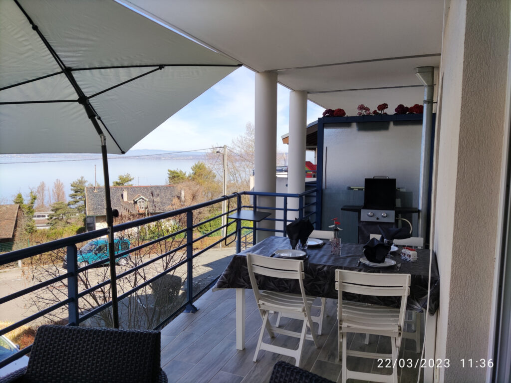 Appartement T3 vue lac à Publier / Evian-les-Bains  – 3 pièces – 2 chambres – 60 m²