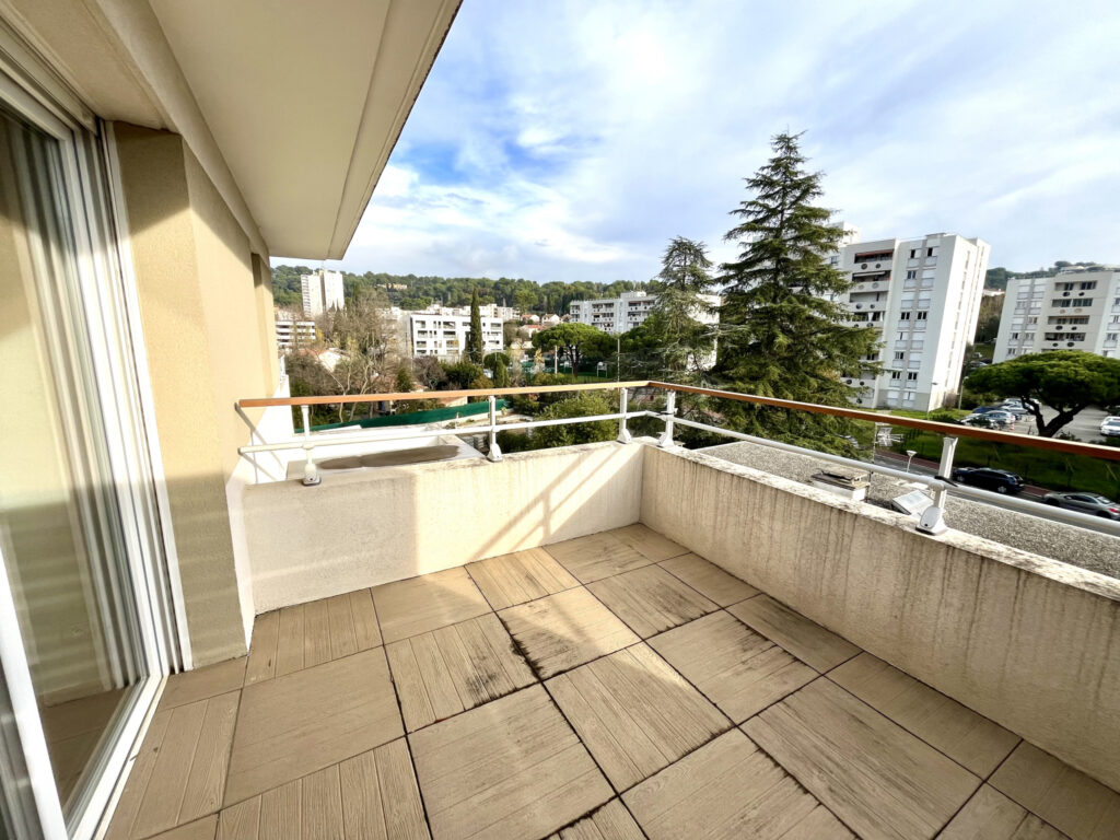 3/4P TOIT TERRASSE VUE PANORAMIQUE – 3 pièces – 2 chambres – 72.8 m²