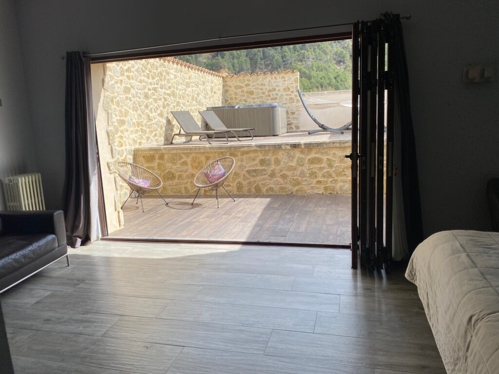 Magnifique propriété provençale entre Vaison la Romaine et B – 13 pièces – 6 chambres – 393 m²