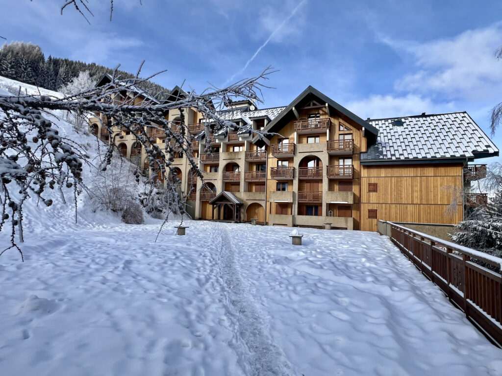 Charmant studio en coeur de station ! – 1 pièce – NR chambres – 22.2 m²