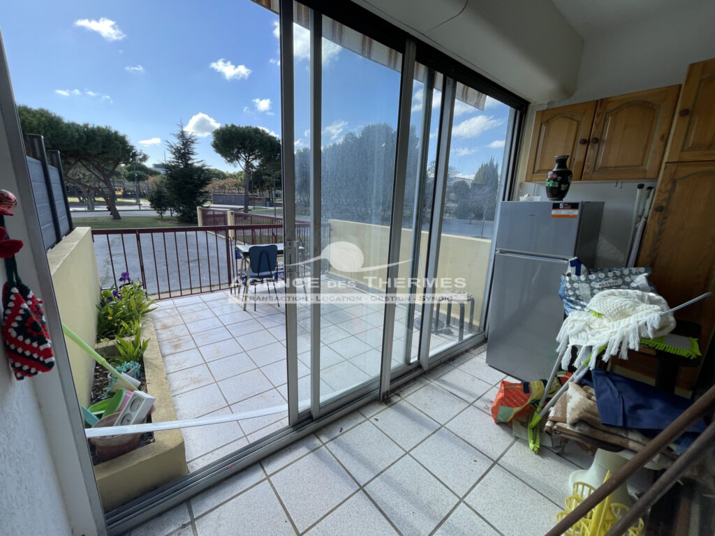 Studio vue parc avec grande terrasse – 1 pièce – NR chambres – 27 m²