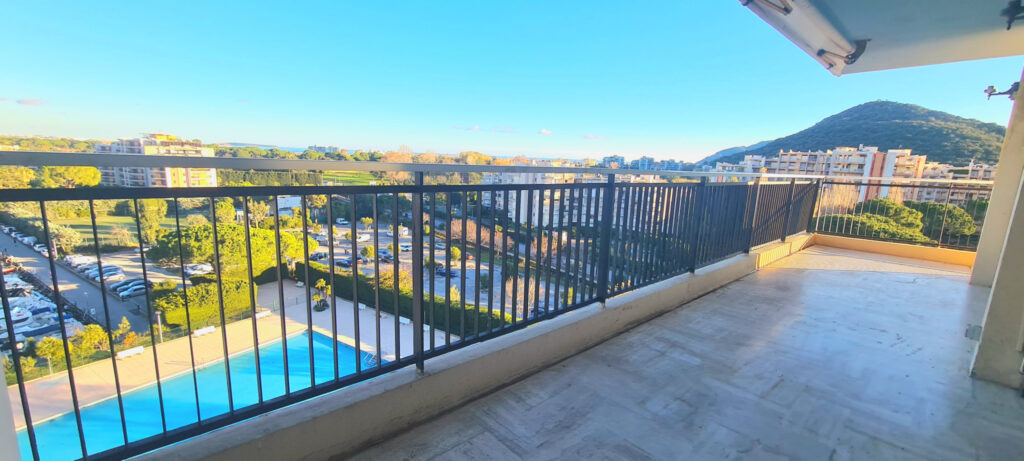 Magnifique vue mer pour cet appartement T5  terrasse garage – 5 pièces – 3 chambres – 110 m²