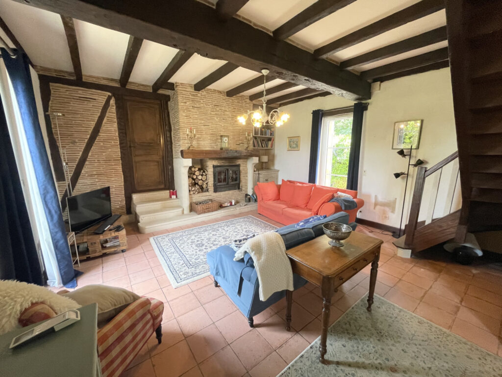 Belle maison Périgourdine en Bergeracois. – 10 pièces – 7 chambres – 260 m²