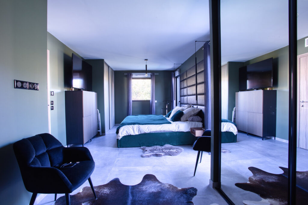 un appartement exceptionnel,91 m2 à SAINT RAPHAEL  avec des  – 3 pièces – 2 chambres – 91 m²