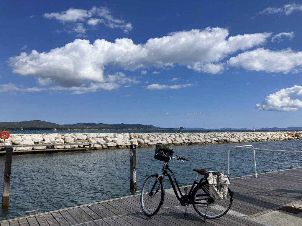T2 cabine avec ascenceur vue mer et jardin Baie des Iles  – 3 pièces – 1 chambre – 43 m²