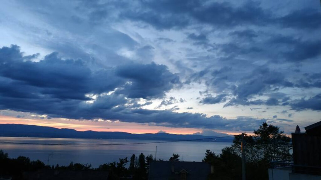 Appartement T3 vue lac à Publier / Evian-les-Bains  – 3 pièces – 2 chambres – 60 m²