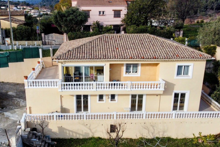 Maison à vendre à La gaude