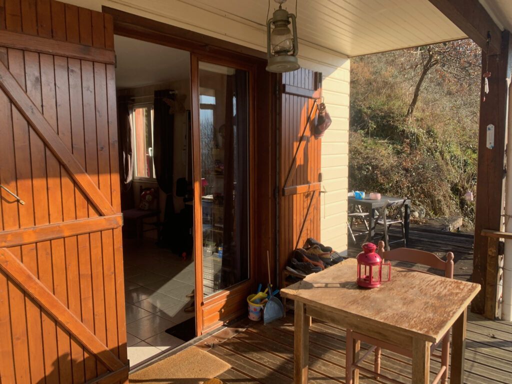 Un petit havre de paix avec vue splendide – 3 pièces – 2 chambres – 56 m²