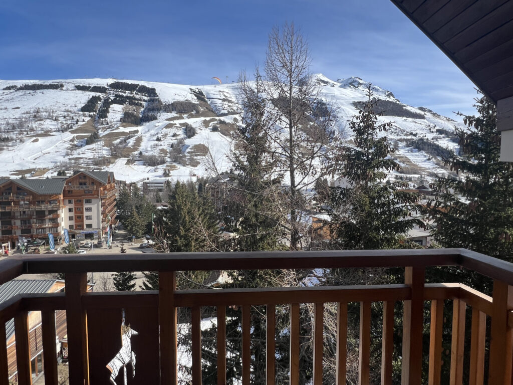 Charmant studio en coeur de station ! – 1 pièce – NR chambres – 22.2 m²