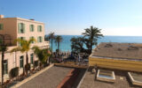 Palace bord de mer centre ville Menton – 2 pièces – 1 chambre – 96 m²