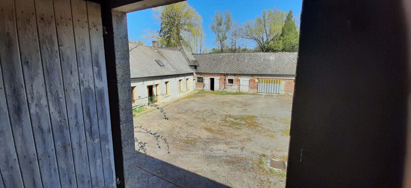 AISNE SAINT-ALGIS Ancien moulin avec étang  – 7 pièces – 4 chambres – 199 m²
