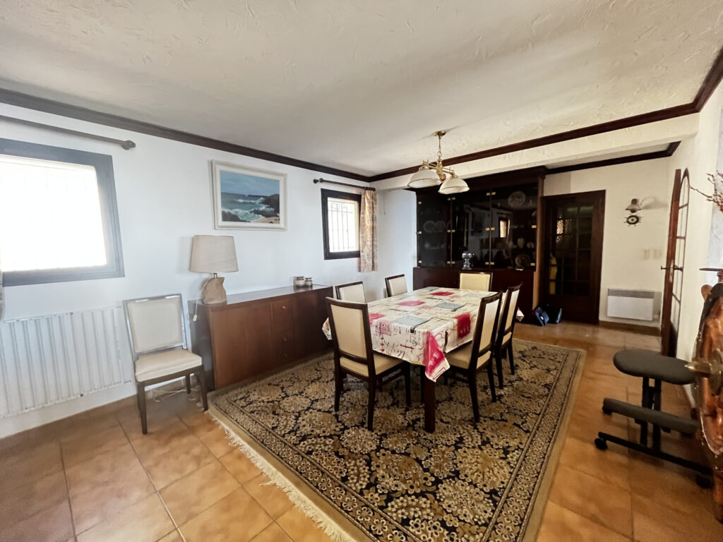 Villa individuelle avec vue panoramique mer – 6 pièces – 4 chambres – 200 m²