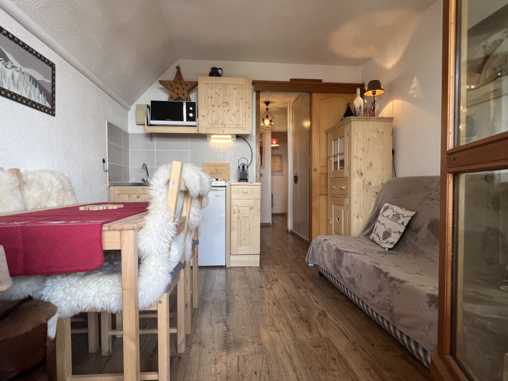 Charmant studio en coeur de station ! – 1 pièce – NR chambres – 22.2 m²