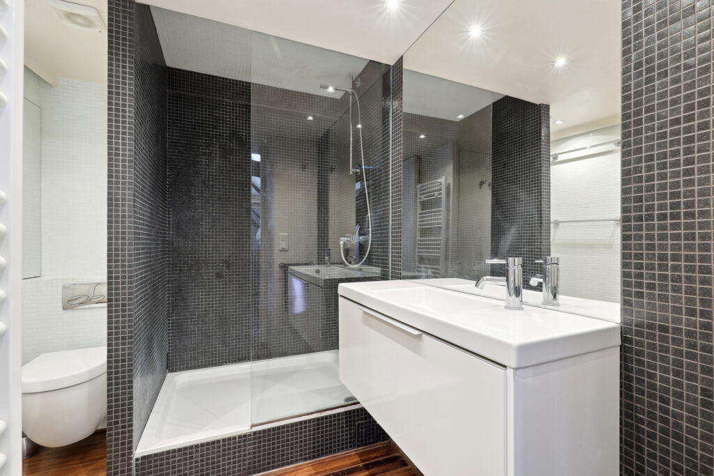 Paris 3ème – Enfants-Rouges – Appartement de charme avec vue – 5 pièces – 3 chambres – 140 m²