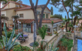 Vente Bandol (83), Villa provençale de 259 m2 sur 3 niveaux  – 12 pièces – 9 chambres – 258.79 m²