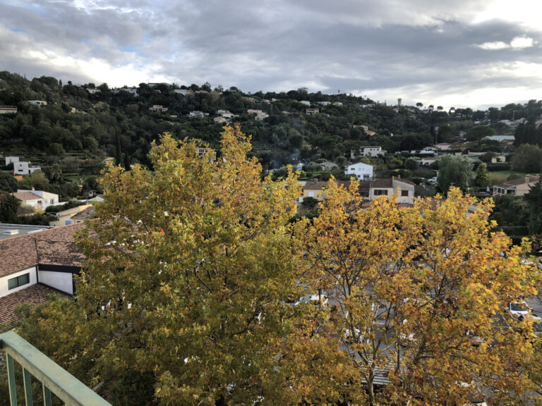 VALLAURIS LIMITE CANNES – 4 pièces – 3 chambres – 69.32 m²