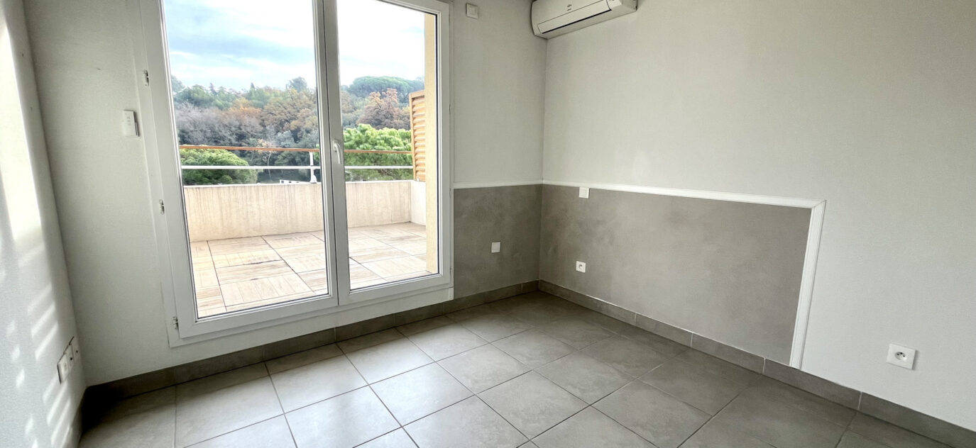 3/4P TOIT TERRASSE VUE PANORAMIQUE – 3 pièces – 2 chambres – 72.8 m²