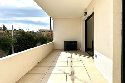 T3 avec terrasse sud et garage – LA LONDE – CENTRE VILLE – 3 pièces – 2 chambres – 69.23 m²