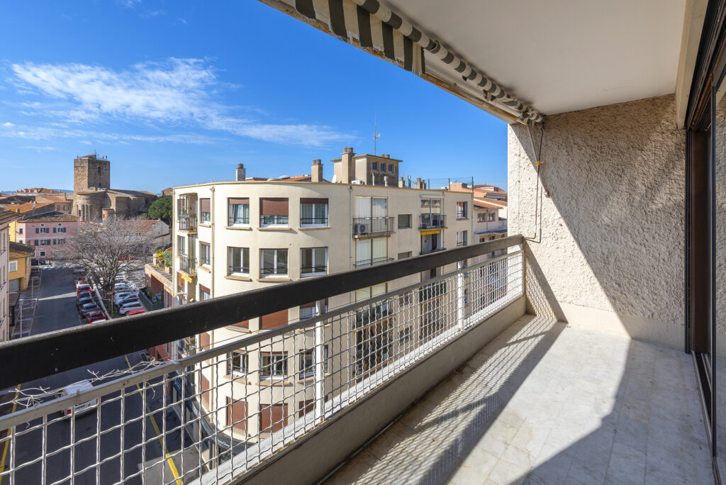 Superbe appartement T3 de 76m2 traversant, entièrement rénov – 3 pièces – 2 chambres – 76.03 m²