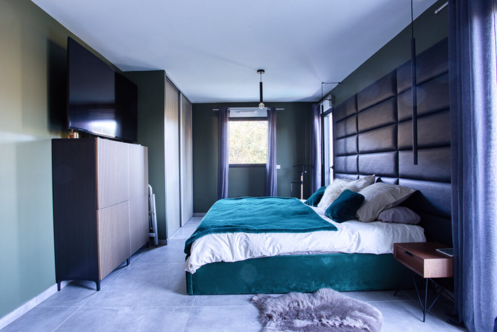 un appartement exceptionnel,91 m2 à SAINT RAPHAEL  avec des  – 3 pièces – 2 chambres – 91 m²