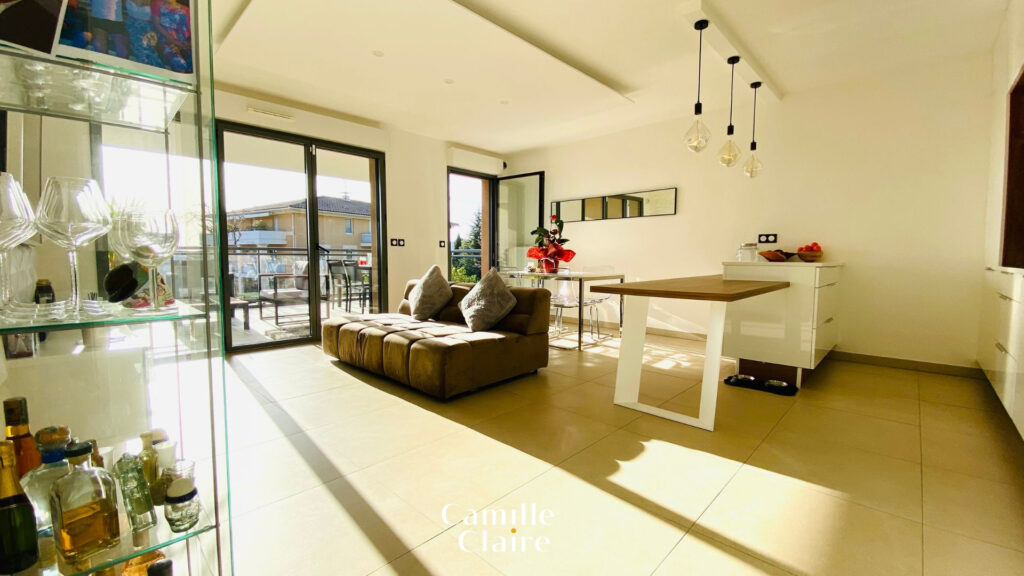 APPARTEMENT STANDING T4 AIX EN PROVENCE TERRASSE GARAGE DOUB – 4 pièces – 3 chambres – 85 m²