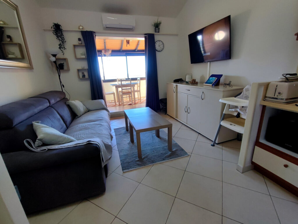 Appartement T3 – DUPLEX- meublé !  pleine vue mer + parking  – 3 pièces – 2 chambres – 40 m²