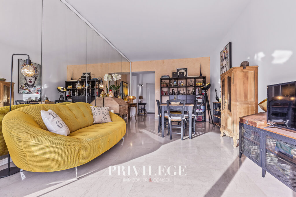 Appartement T3 – Marina Baie des Anges  – 3 pièces – 2 chambres – 56.6 m²