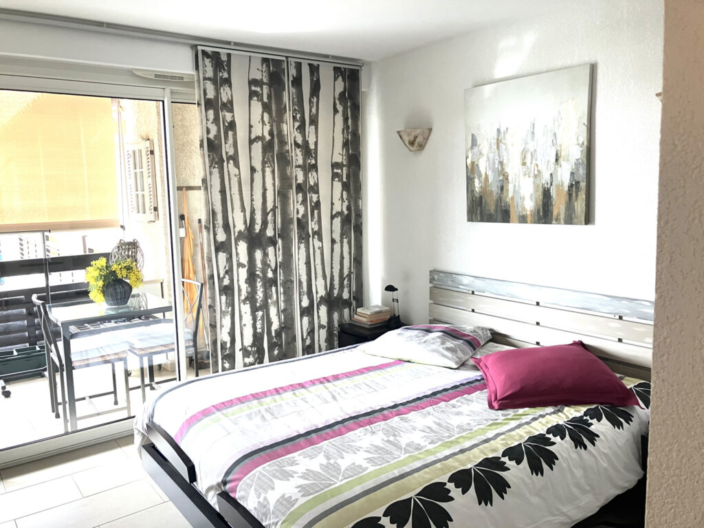 T2 cabine avec ascenceur vue mer et jardin Baie des Iles  – 3 pièces – 1 chambre – 43 m²