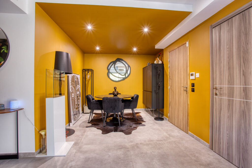 un appartement exceptionnel,91 m2 à SAINT RAPHAEL  avec des  – 3 pièces – 2 chambres – 91 m²