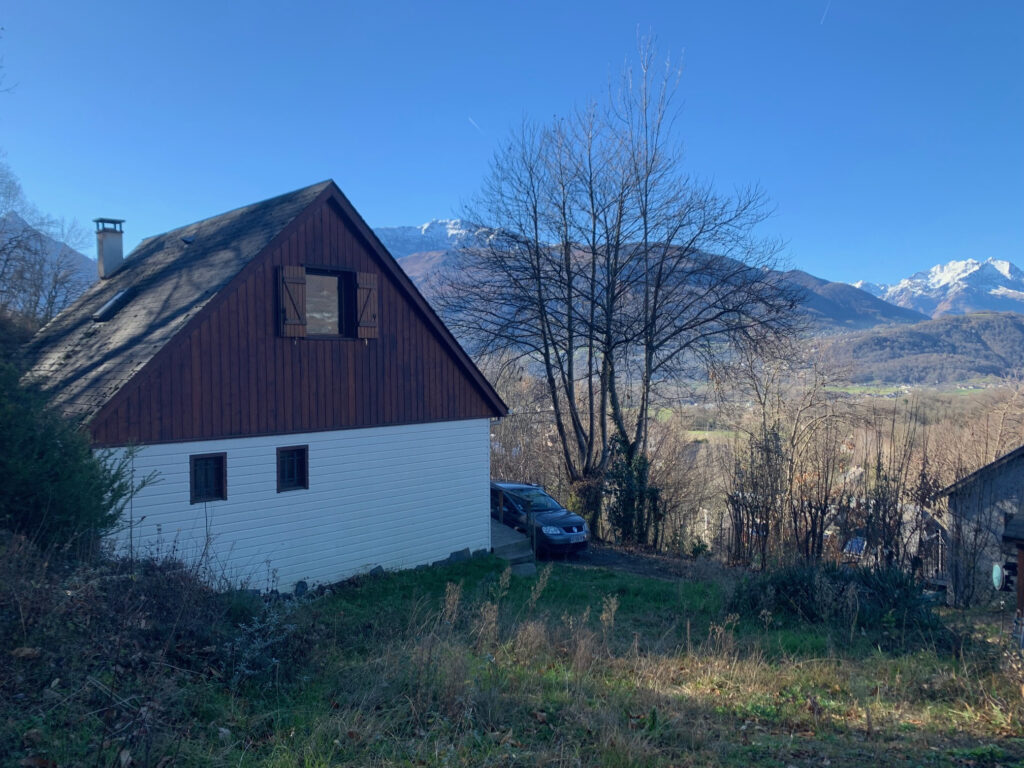 Un petit havre de paix avec vue splendide – 3 pièces – 2 chambres – 56 m²