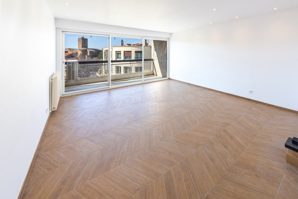 Superbe appartement T3 de 76m2 traversant, entièrement rénov – 3 pièces – 2 chambres – 76.03 m²