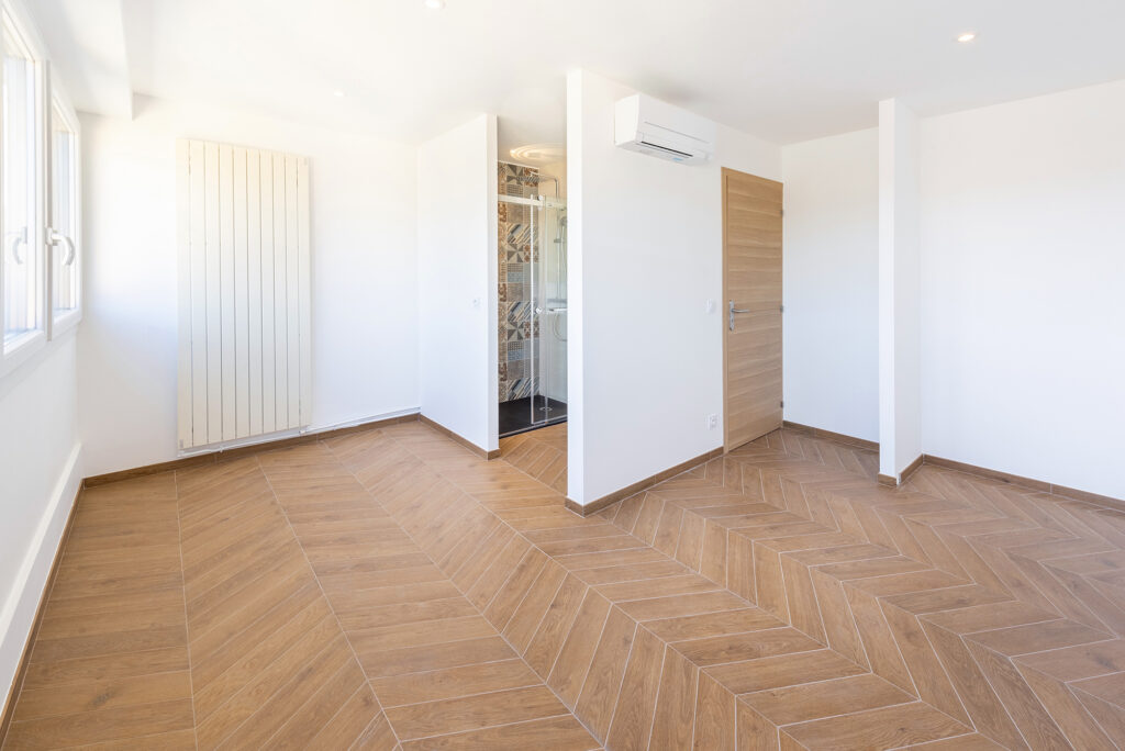 Superbe appartement T3 de 76m2 traversant, entièrement rénov – 3 pièces – 2 chambres – 76.03 m²