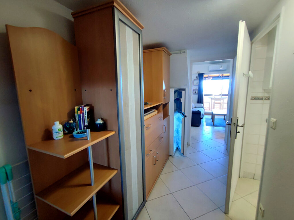 Appartement T3 – DUPLEX- meublé !  pleine vue mer + parking  – 3 pièces – 2 chambres – 40 m²