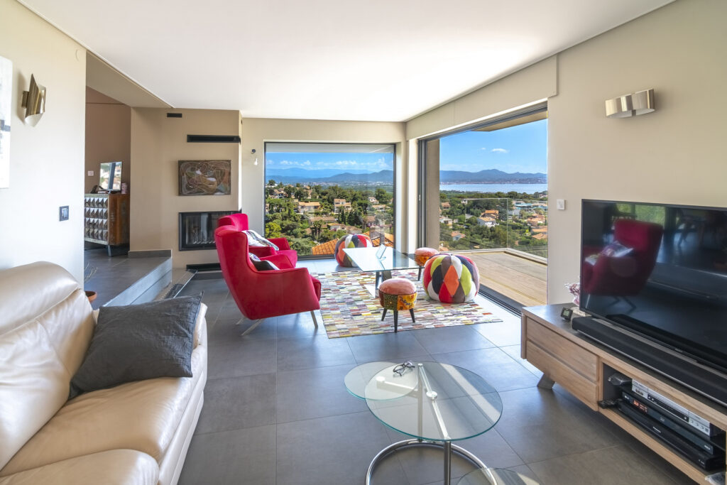 Villa vue mer PANORAMIQUE – 8 pièces – 6 chambres – 324 m²