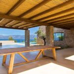 Très belle Villa avec vue mer située à Porto Heli – 7 pièces – 4 chambres – 465 m²