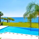Belle Villa en bord de mer située à Porto Heli – 11 pièces – 9 chambres – 400 m²