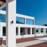 Magnifique Villa moderne en bord de mer – 9 pièces – 7 chambres – 450 m²